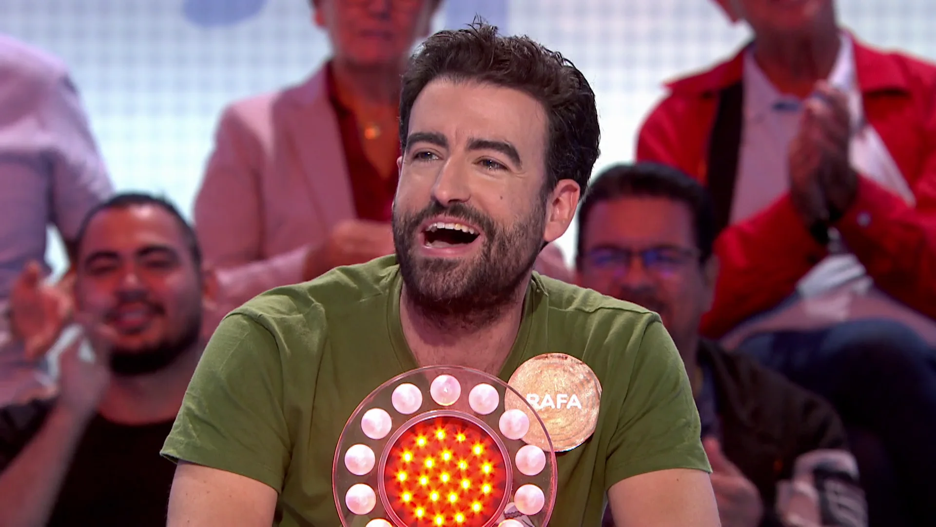La estelar interpretaci&oacute;n de Rafa al son de &lsquo;El Canto del Loco&rsquo; despierta una ovaci&oacute;n en &lsquo;Pasapalabra&rsquo;
