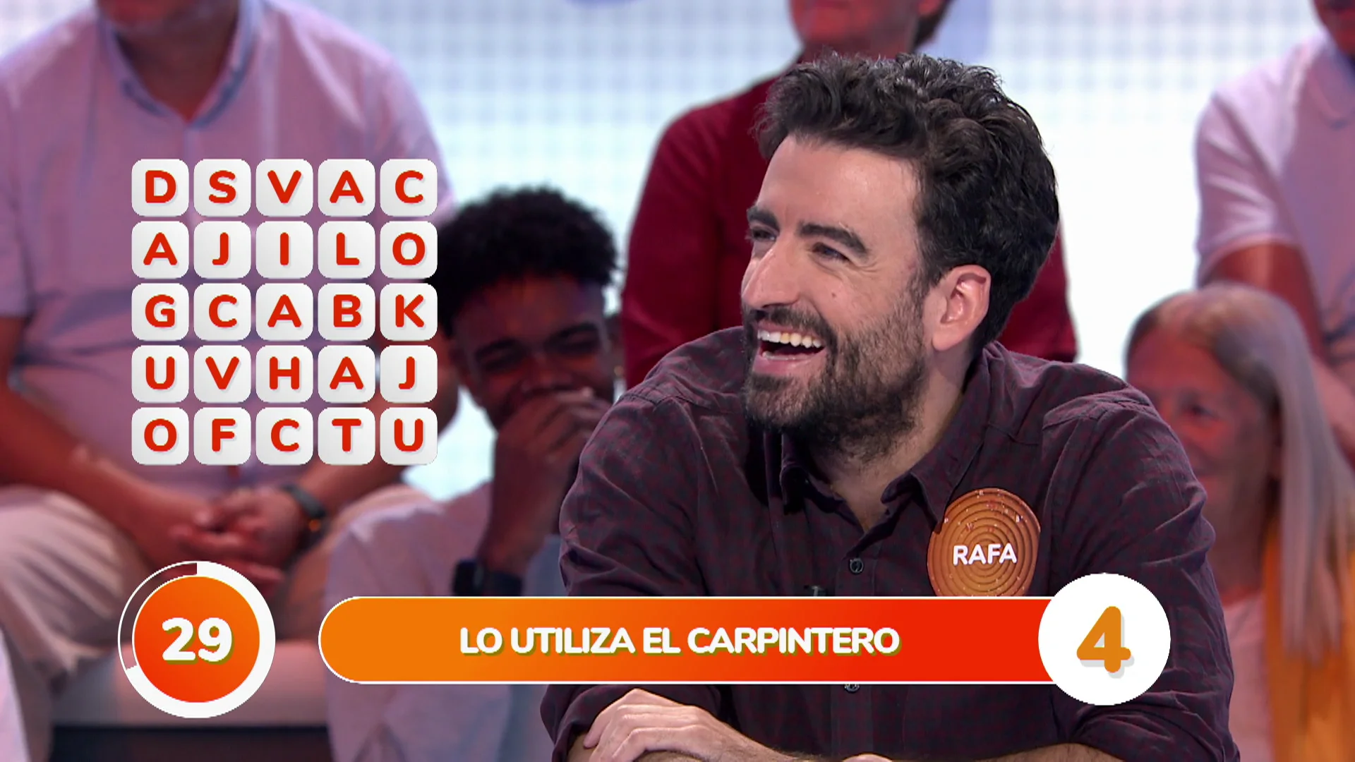 Rafa sufre un incontrolable ataque de risa en la &lsquo;Sopa de Letras&rsquo;: &ldquo;Me he desconcentrado&rdquo;