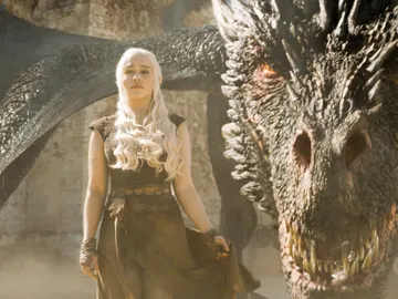 Daenerys y Drogon en 'Juego de Tronos' Daenerys y Drogon en 'Juego de Tronos'