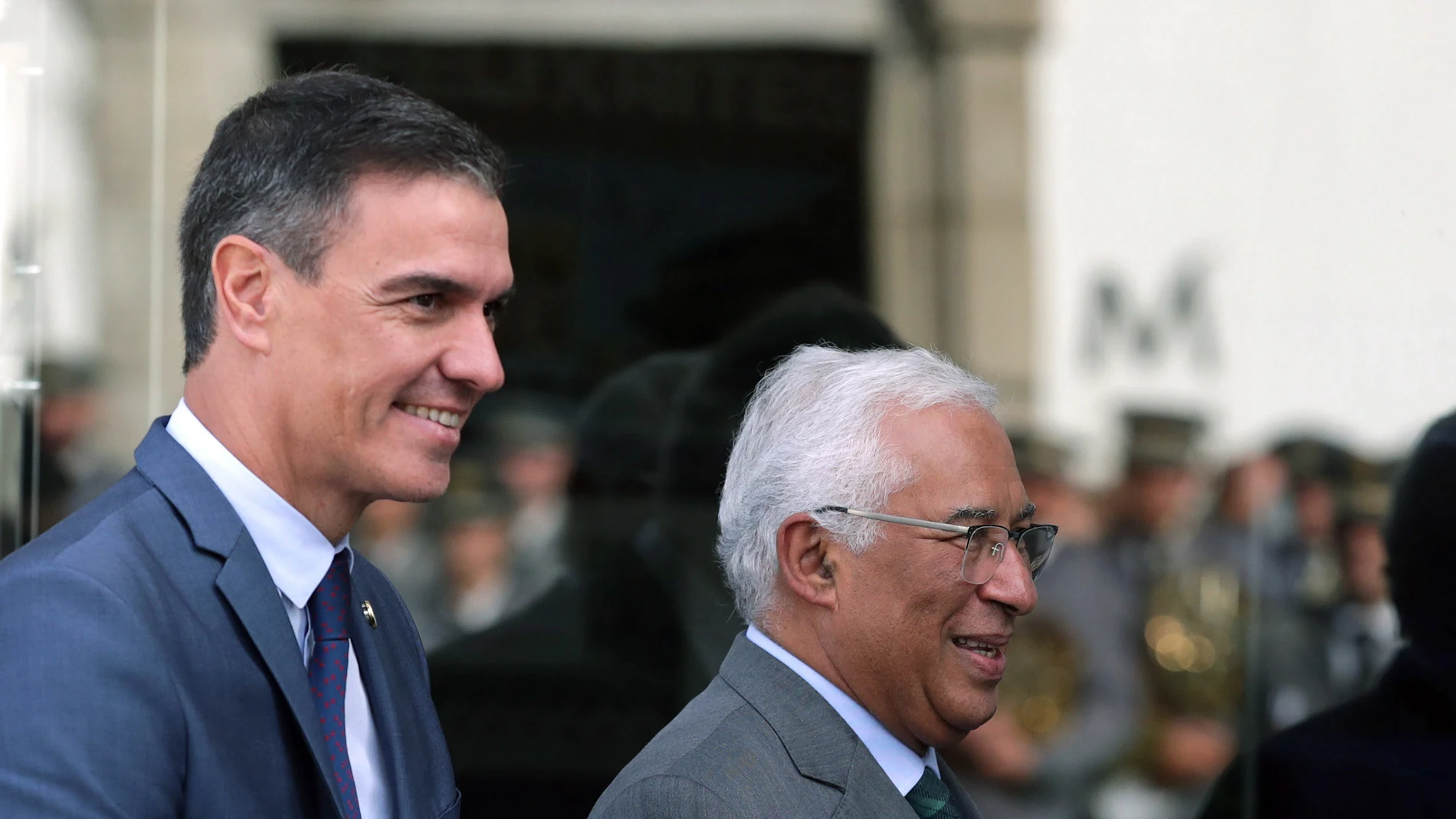 El presidente del Gobierno español, Pedro Sánchez, y el primer ministro de Portugal, Antonio Costa