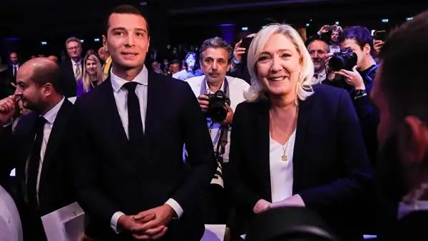 Jordan Barella y Marine Le Pen, este sábado en Francia Jordan Barella y Marine Le Pen, este sábado en Francia