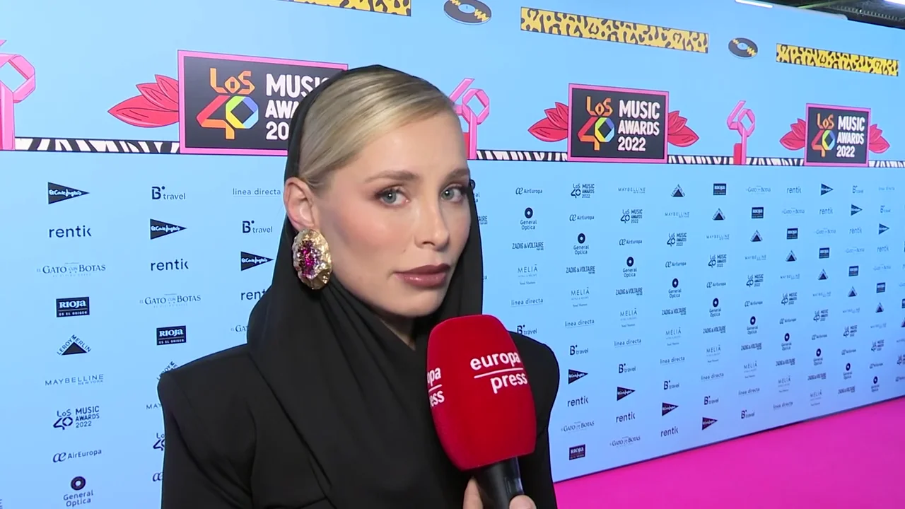 Soraya Arnelas aclara si Chenoa se ha operado y confiesa que su amiga "tiene un pacto con el diablo" Soraya Arnelas aclara si Chenoa se ha operado y confiesa que su amiga "tiene un pacto con el diablo"