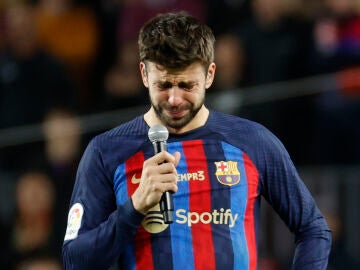 Gerard Piqué, emocionado en su despedida como futbolista: "A veces querer es dejar marchar"