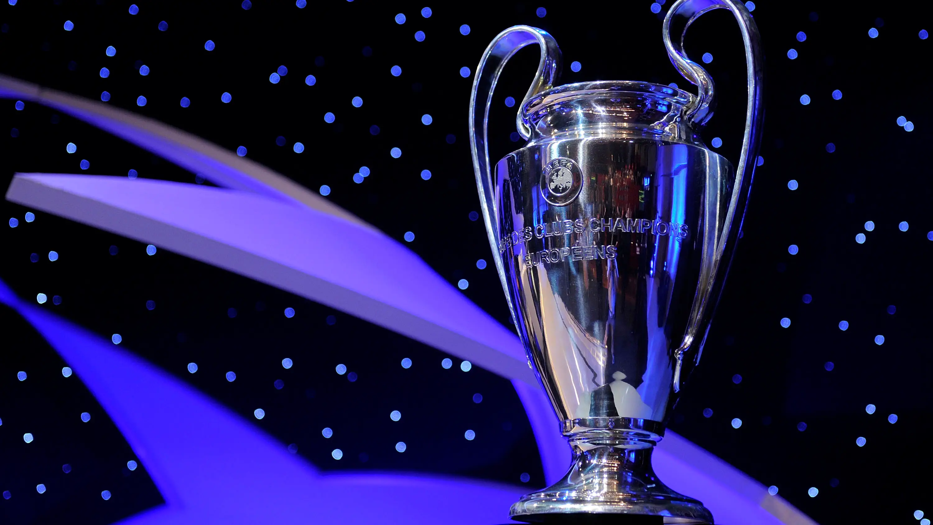 Sorteo Champions League: Horario y dónde ver el sorteo de octavos de final en directo Sorteo Champions League: Horario y dónde ver el sorteo de octavos de final en directo
