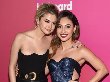 Selena Gomez y Francia Raísa Selena Gomez y Francia Raísa