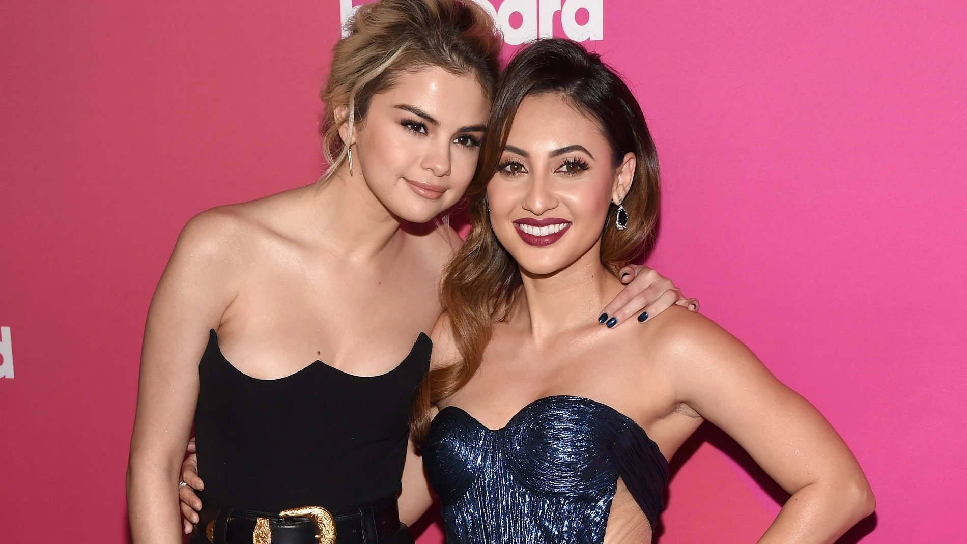 Selena Gomez y Francia Raísa Selena Gomez y Francia Raísa