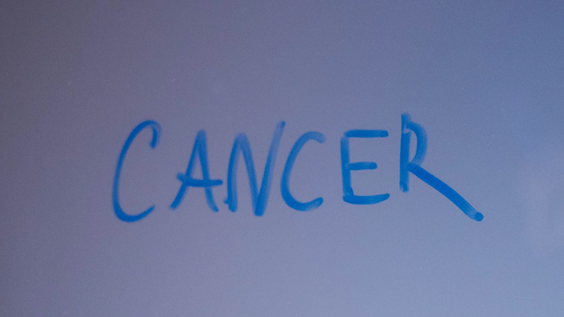 Cartel con la palabra cáncer