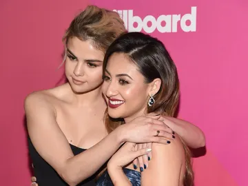 Selena Gomez y Francia Raísa Selena Gomez y Francia Raísa