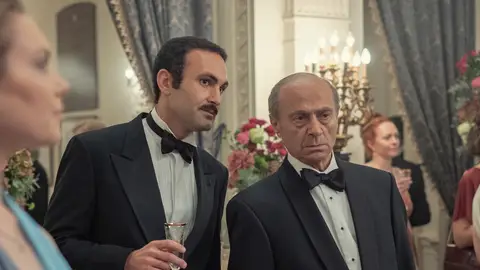 Mohamed y Dodi Al-Fayed en 'The Crown' Mohamed y Dodi Al-Fayed en 'The Crown'