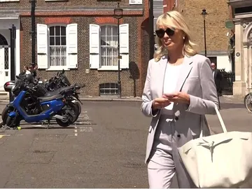 Corinna Larsen Corinna Larsen