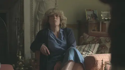 Camilla Parker Bowles en 'The Crown' Camilla Parker Bowles en 'The Crown'