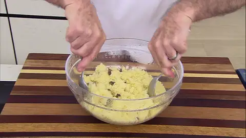 La clave de Arguiñano para deshidratar el cuscús correctamente La clave de Arguiñano para deshidratar el cuscús correctamente