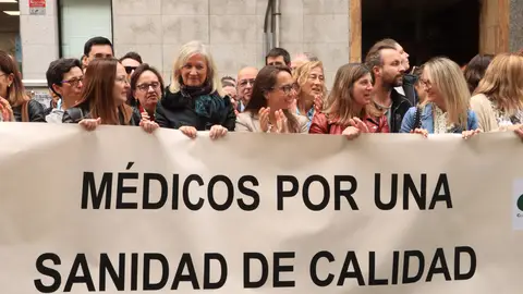 Médicos frente a la Consejería de Sanidad del Gobierno de Cantabria Médicos frente a la Consejería de Sanidad del Gobierno de Cantabria