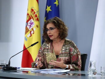 La ministra de Hacienda y Función Pública, María Jesús Montero, durante la presentación del proyecto de ley sobre los grupos de presión