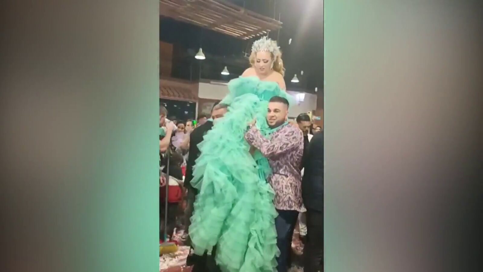 Las imágenes de la fiesta de la boda en Torrejón que acabó con un atropello y 4 muertos