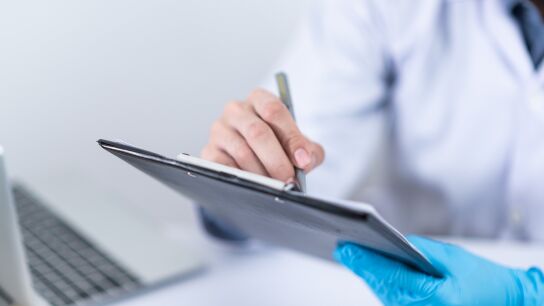 Consulta de m&eacute;dico 