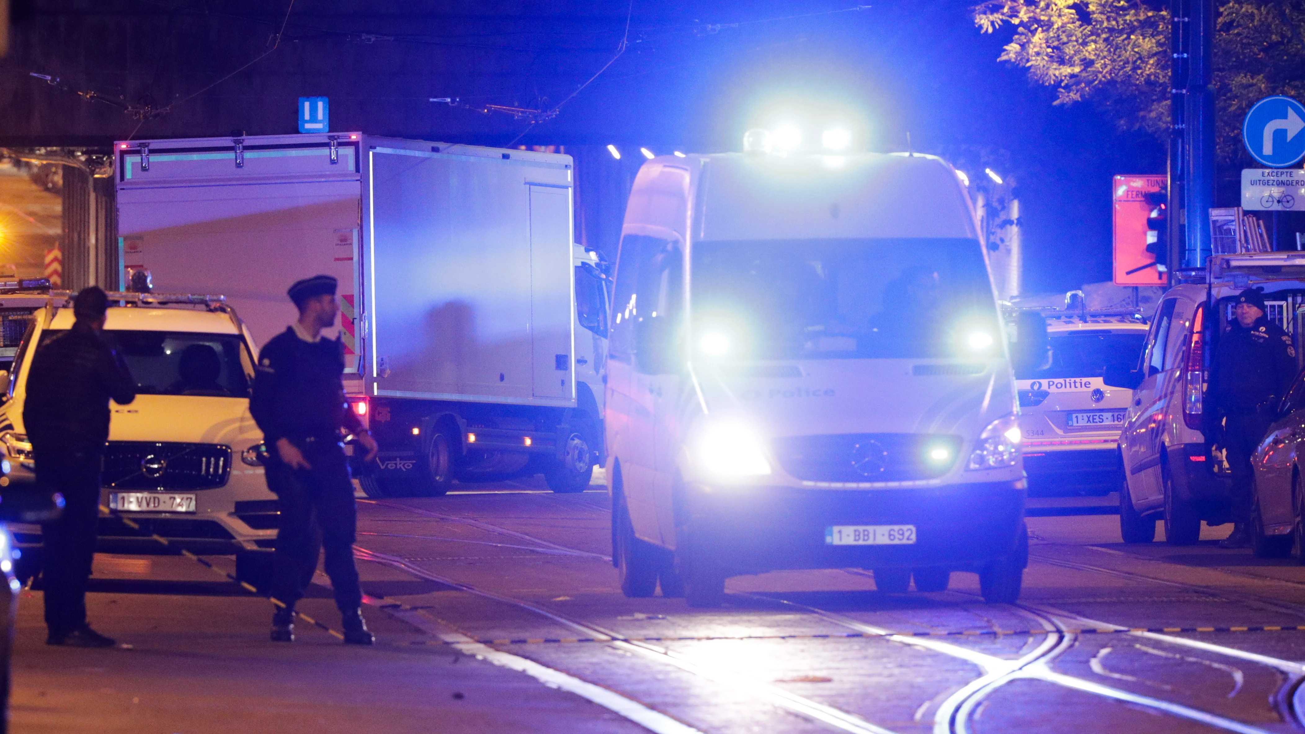 Un hombre apuñala a dos policías en Bruselas Un hombre apuñala a dos policías en Bruselas