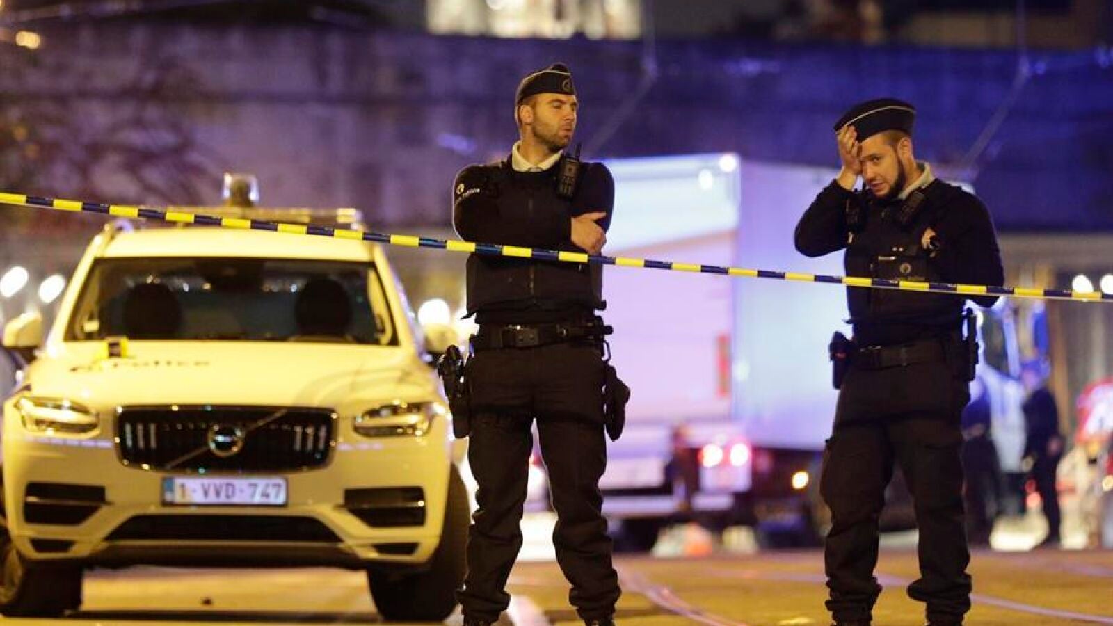 El hombre que mató a un policía en Bruselas salió del psiquiátrico horas después de decir que quería atacarlos