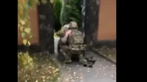Nieto y abuela se reencuentran tras ocho meses desde que estalló la guerra en Ucrania. Nieto y abuela se reencuentran tras ocho meses desde que estalló la guerra en Ucrania.