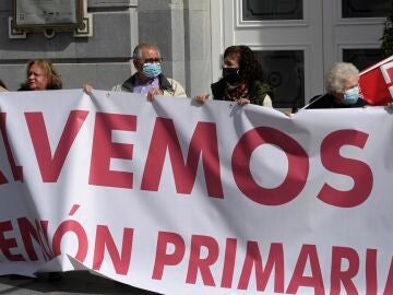 Médicos protestan en Cantabria