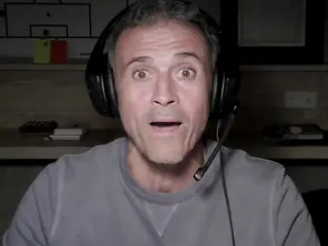 Luis Enrique se estrena como 'streamer' durante el Mundial de Qatar 2022 Luis Enrique se estrena como 'streamer' durante el Mundial de Qatar 2022