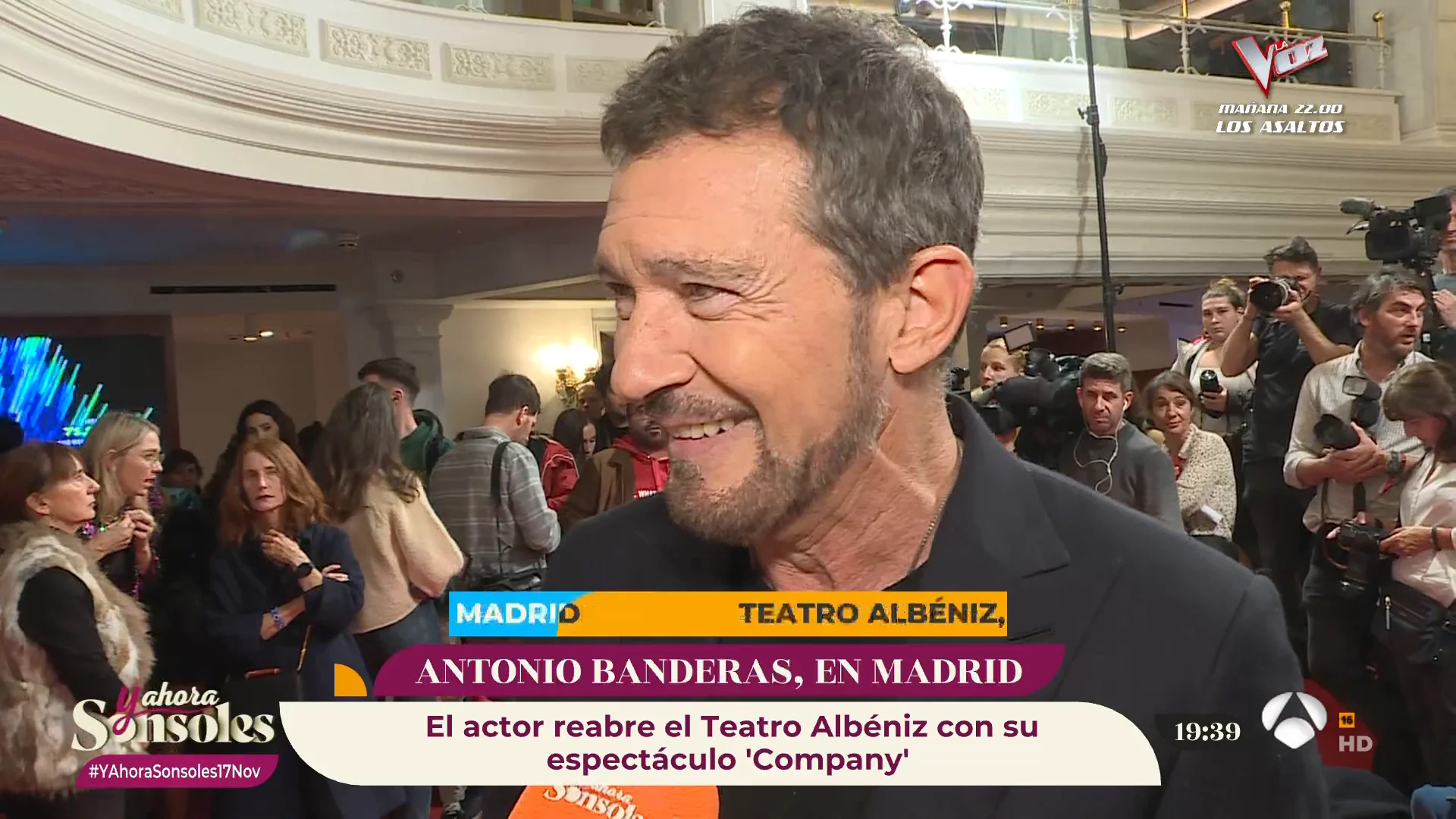 Antonio Banderas estrena su nuevo musical 'Company': "Soy un profesional de esto porque me gusta hacerlo" Antonio Banderas estrena su nuevo musical 'Company': "Soy un profesional de esto porque me gusta hacerlo"
