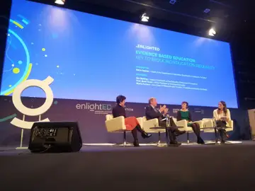 Ciclo de conferencias enlightED Ciclo de conferencias enlightED