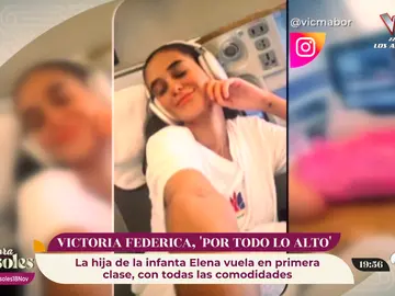 Así contrasta la lujosa aventura de Victoria Federica con el modesto viaje de la reina Sofía Así contrasta la lujosa aventura de Victoria Federica con el modesto viaje de la reina Sofía