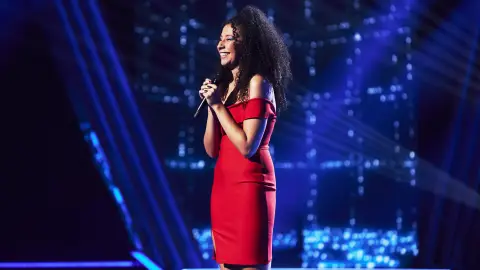 Tayra Taylor impresiona con su poderosa voz versionando a Meghan Trainor en los Asaltos Tayra Taylor impresiona con su poderosa voz versionando a Meghan Trainor en los Asaltos