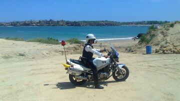 Un polic&iacute;a de Ecuador