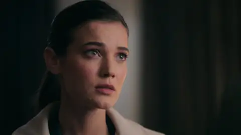 Así organizaron Ilgaz y Ceylin su plan para no declarar ante Pars: “Cásate conmigo” Así organizaron Ilgaz y Ceylin su plan para no declarar ante Pars: “Cásate conmigo”