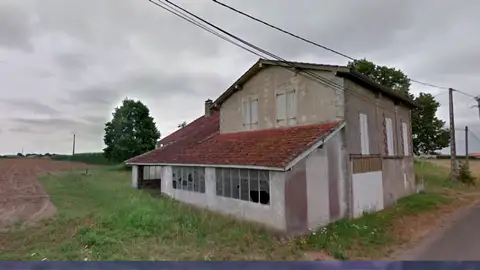 Casa en la que se encontró el cuerpo de la menor española en Francia Casa en la que se encontró el cuerpo de la menor española en Francia