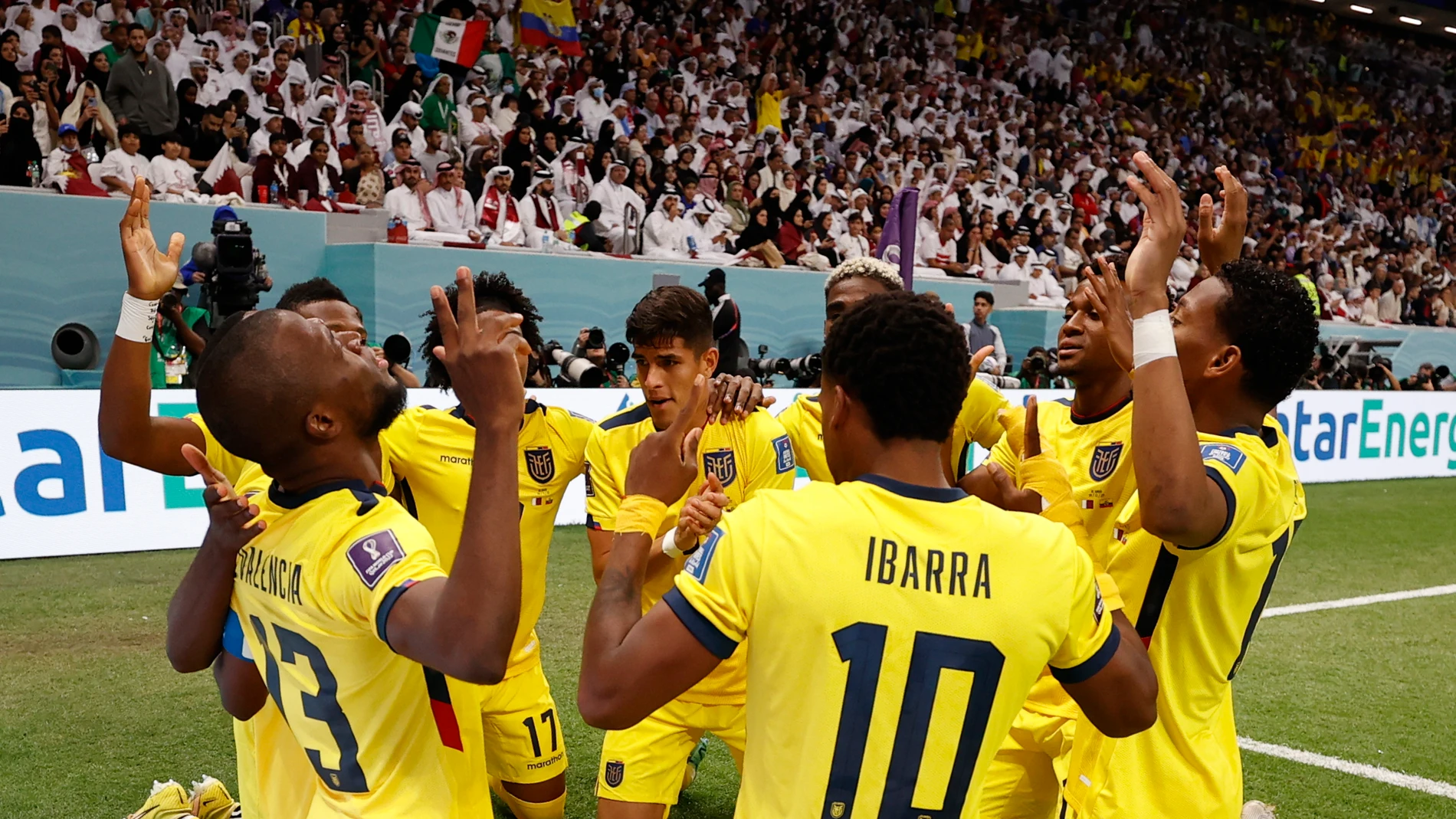 Ecuador baja de la nube a Qatar tras un doblete de Enner Valencia en el partido inaugural