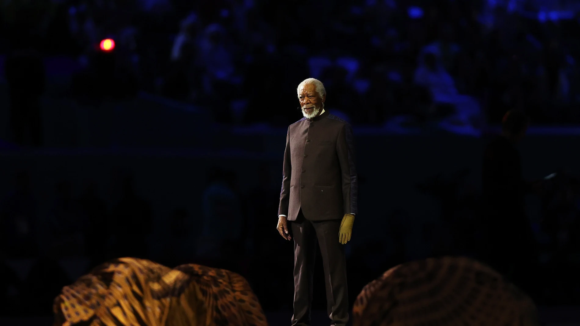 Morgan Freeman inaugura el Mundial de Qatar