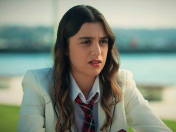 La idea que Kaan le cuenta a Melisa para conseguir que Cemile se aleje para siempre de Kadir: "Esa chica tiene que irse"