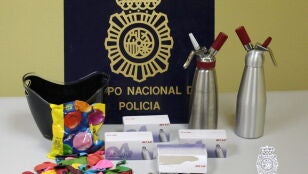 Imagen de c&aacute;psulas del gas de la risa