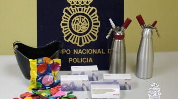 Imagen de c&aacute;psulas del gas de la risa