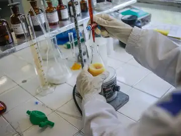 Imagen de archivo de una investigación científica Imagen de archivo de una investigación científica