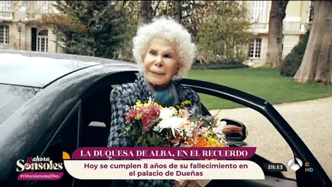 Así recuerdan Eugenia y Cayetano Martínez de Irujo a la duquesa de Alba en el octavo aniversario de su fallecimiento Así recuerdan Eugenia y Cayetano Martínez de Irujo a la duquesa de Alba en el octavo aniversario de su fallecimiento