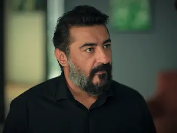 Doruk se enfrenta a Akif por lo que le hizo a Kadir: "Te odio. Ya no eres mi padre" Doruk se enfrenta a Akif por lo que le hizo a Kadir: "Te odio. Ya no eres mi padre"