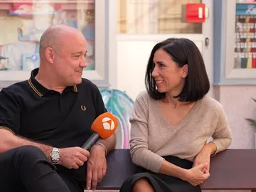 El homenaje de Itziar Miranda a Manolita tras cumplir 2.500 capítulos en ‘Amar es para siempre’: “Es un regalazo este personaje” El homenaje de Itziar Miranda a Manolita tras cumplir 2.500 capítulos en ‘Amar es para siempre’: “Es un regalazo este personaje”