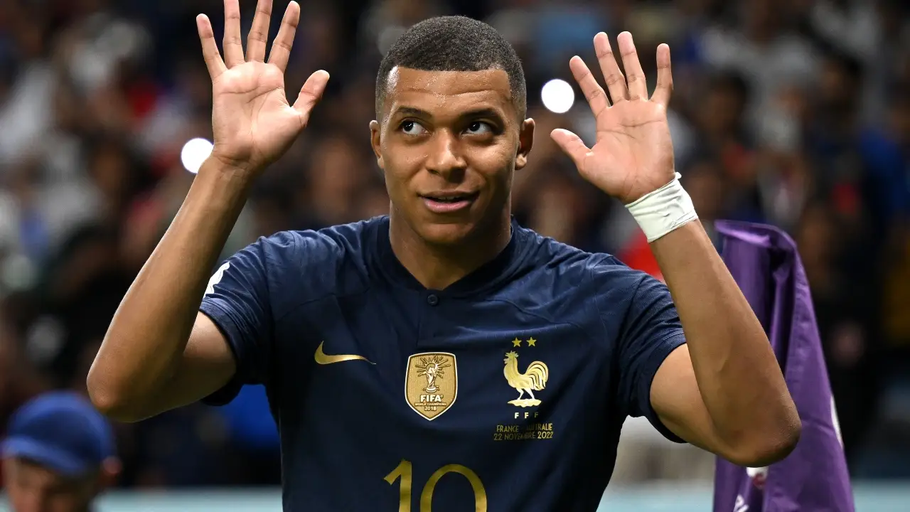 Francia - Australia en directo: Gol de Kylian Mbappé, resultado del Mundial de Qatar 2022 (3-1) Francia - Australia en directo: Gol de Kylian Mbappé, resultado del Mundial de Qatar 2022 (3-1)