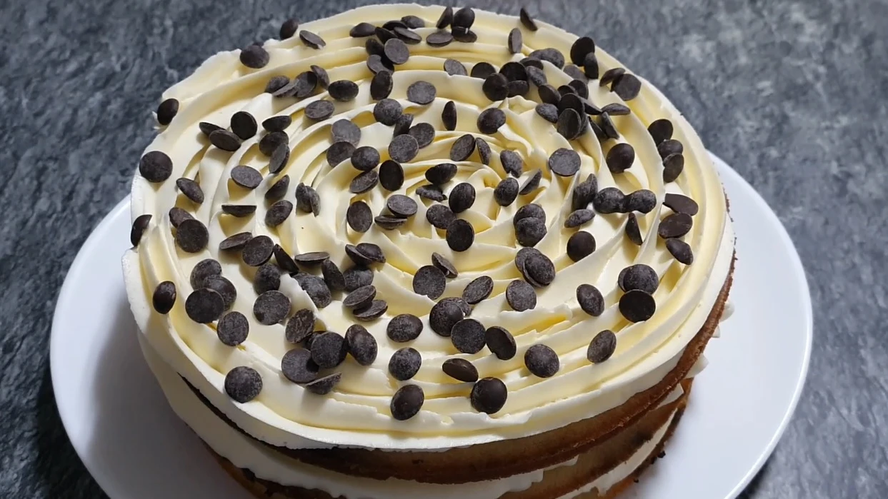 Tarta de vainilla y chips de chocolate Tarta de vainilla y chips de chocolate