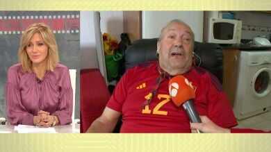 La odisea de Manolo 'el del bombo' para viajar a Qatar: 