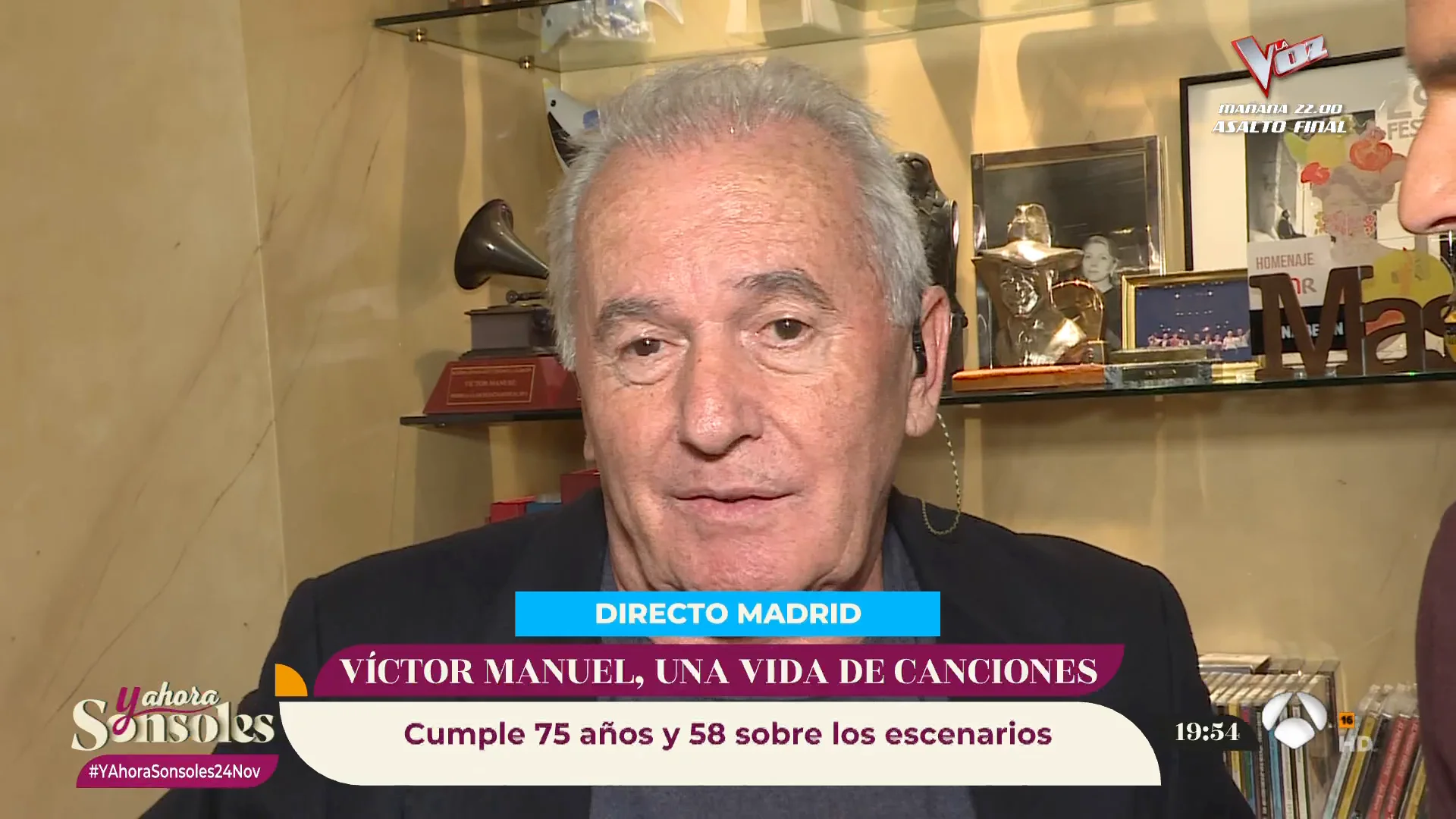Víctor Manuel, a punto de presentar la que será su última antología: "En el escenario te ahorras gran cantidad de conflictos" Víctor Manuel, a punto de presentar la que será su última antología: "En el escenario te ahorras gran cantidad de conflictos"