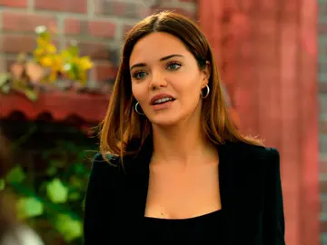 Saniye y Züleyha pillan a Betül… ¡Está estafando a los Yaman! Saniye y Züleyha pillan a Betül… ¡Está estafando a los Yaman!