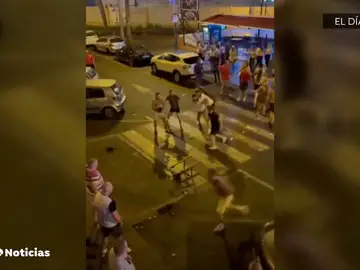 Una batalla campal en la Playa de las Américas (Tenerife) deja varios heridos Una batalla campal en la Playa de las Américas (Tenerife) deja varios heridos