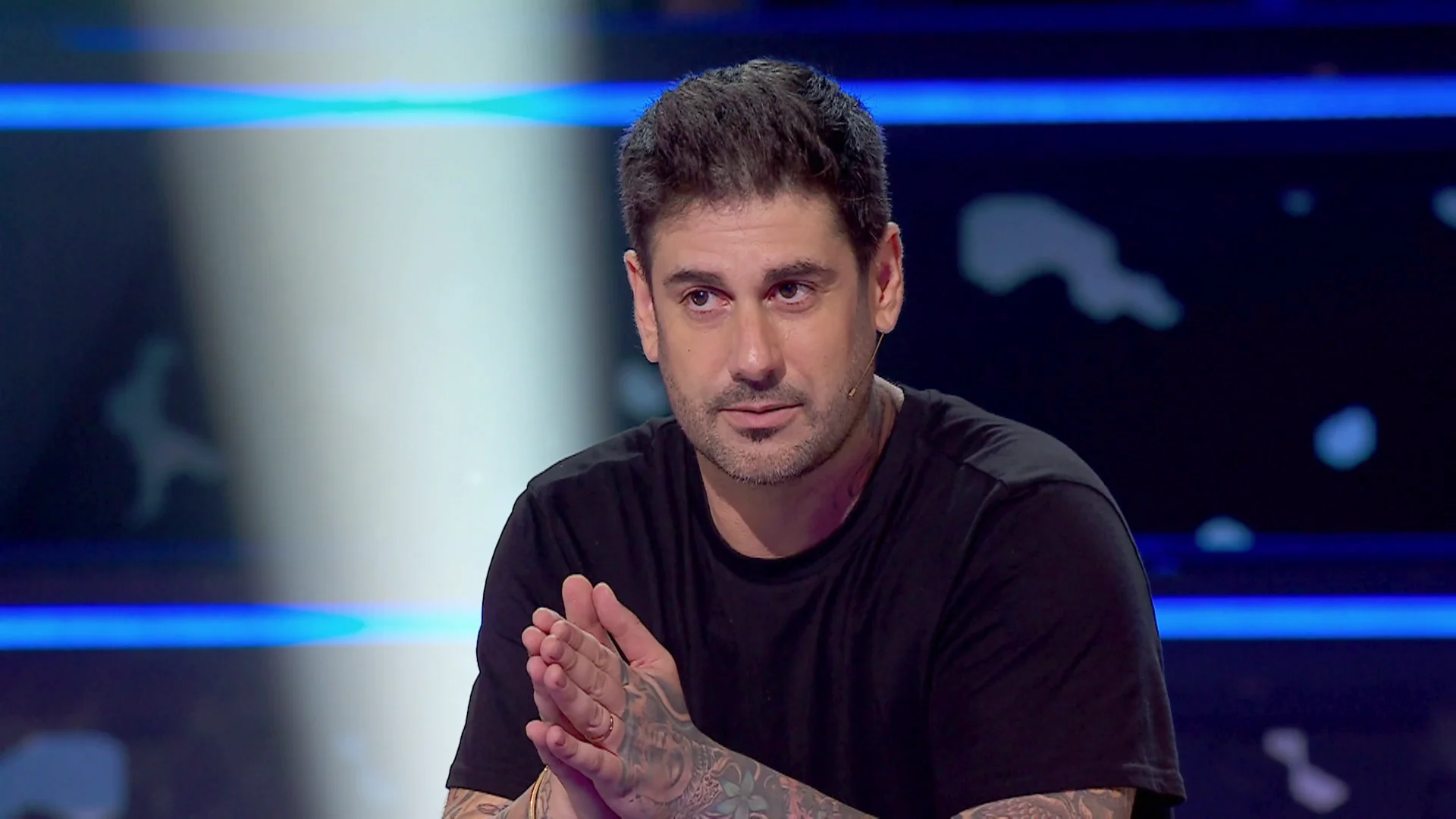 &ldquo;A veces desafino como un aut&eacute;ntico perro&rdquo;: Las palabras de &aacute;nimo de Melendi a Lara Garc&iacute;a en el Asalto Final 