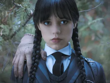 Jenna Ortega y Cosa en 'Miércoles' Jenna Ortega y Cosa en 'Miércoles'