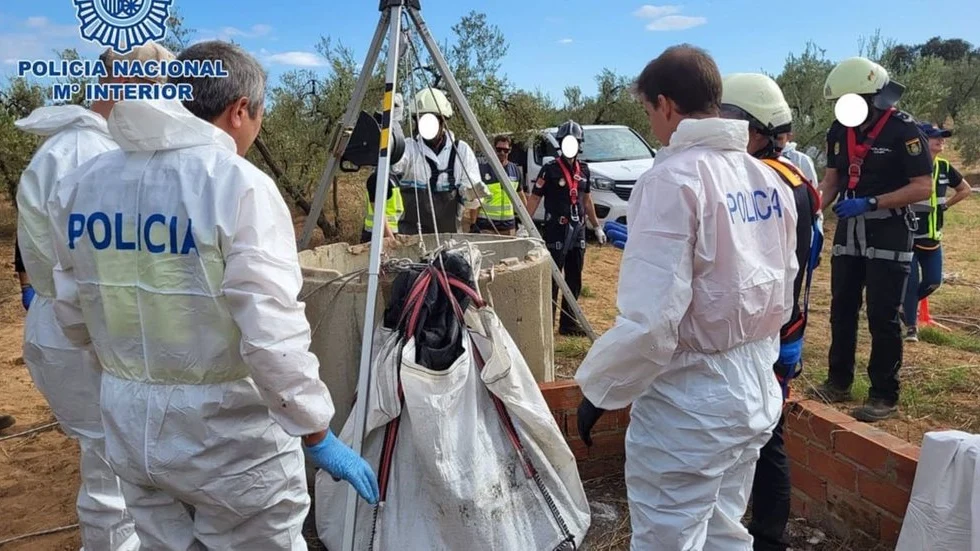 Encuentran un cadáver Encuentran un cadáver